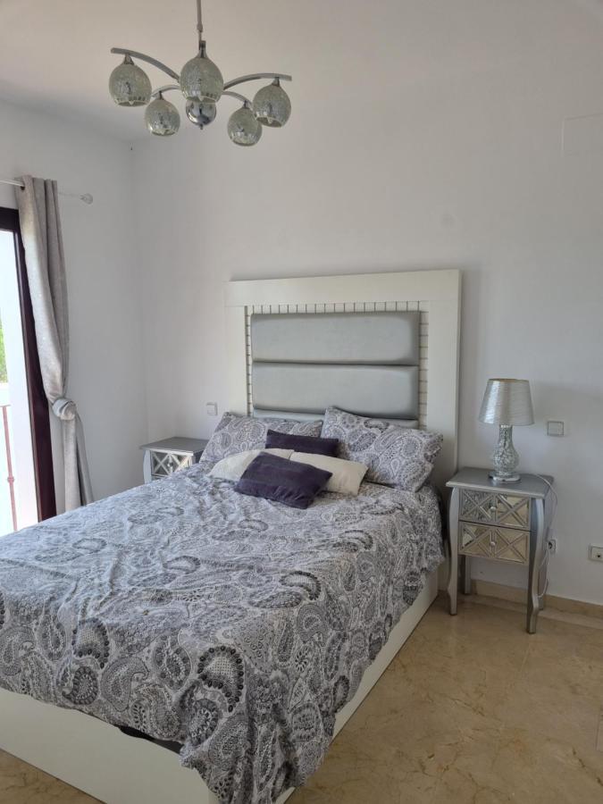 Casita Nuestra Βίλα Alcaidesa Εξωτερικό φωτογραφία