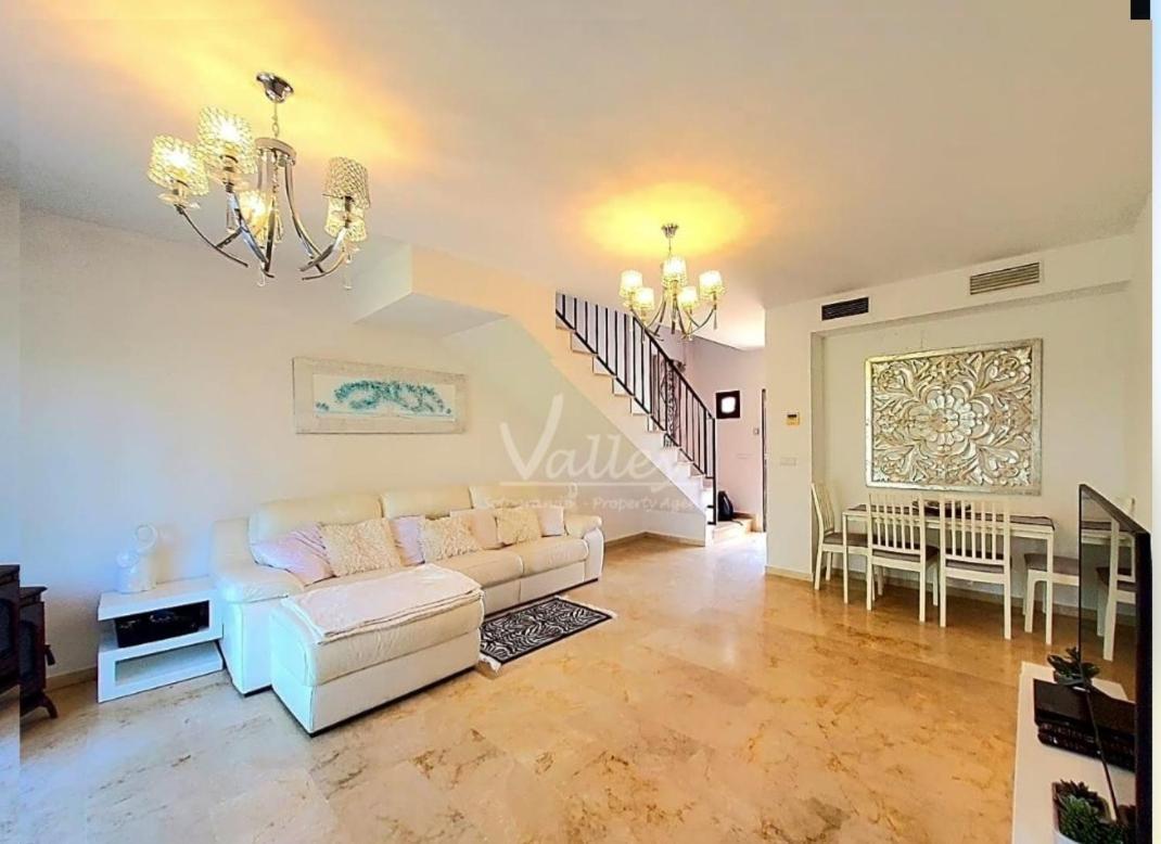 Casita Nuestra Βίλα Alcaidesa Εξωτερικό φωτογραφία